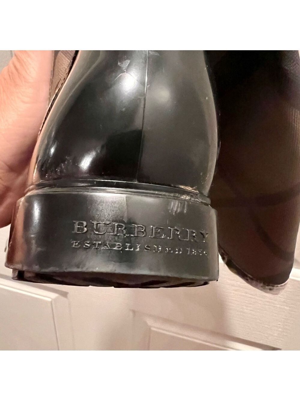 BURBERRY rain boots. Size 40 - Picture 5 of 12